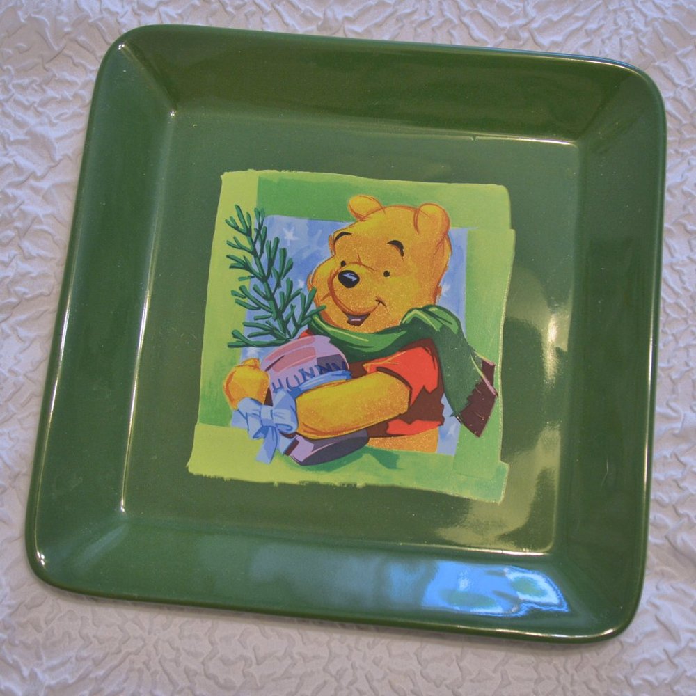 Winnie The Pooh Christmas 10 1/2" Platter